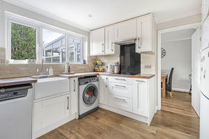 Kitchen- click for photo gallery